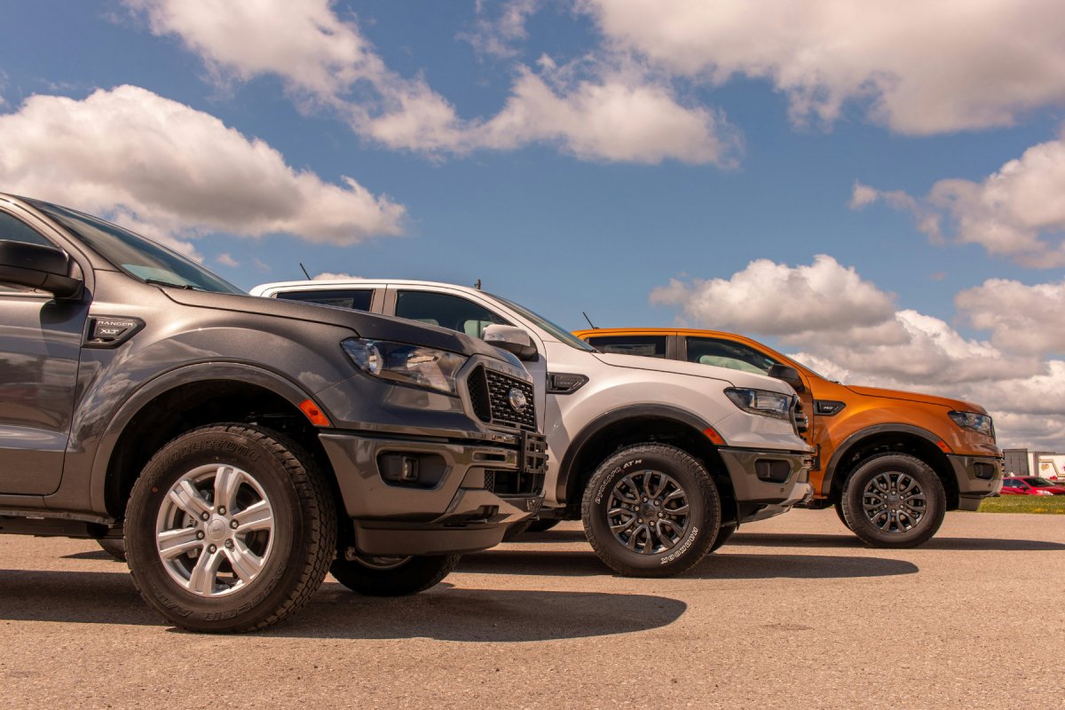 Tonneau Cover vs. Canopy, which is suitable for you? - Mountain Top Australia