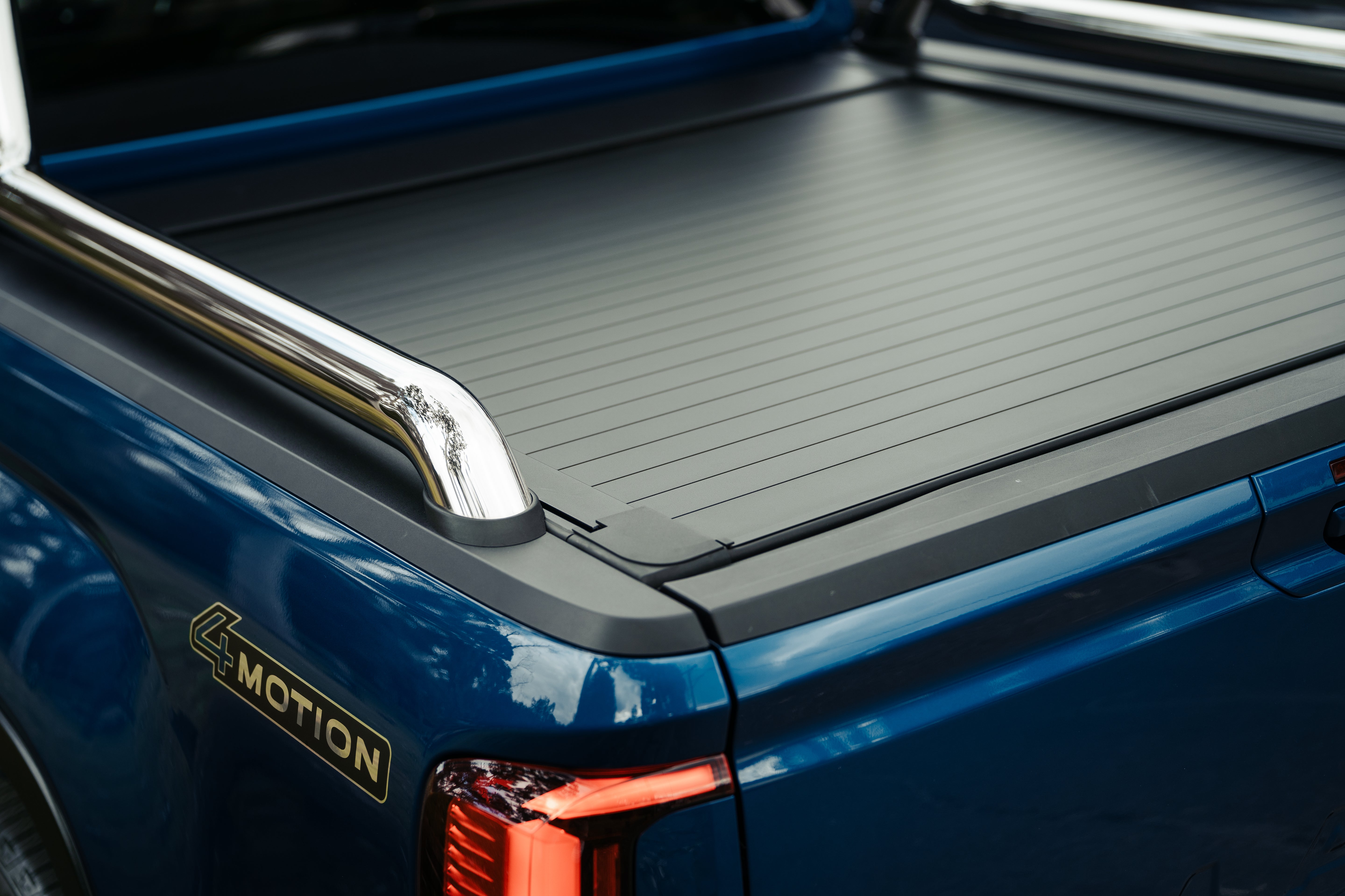 Electric Roll Cover - Mitsubishi MV Triton GSR